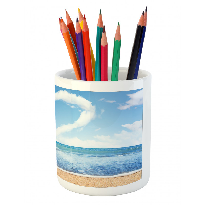 Clouds Heart Shape Pencil Pen Holder