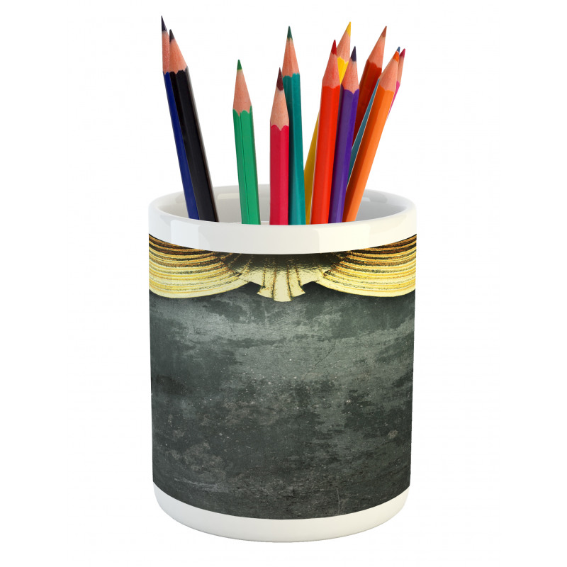 Theater Stage Classical Scene Pencil Pen Holder