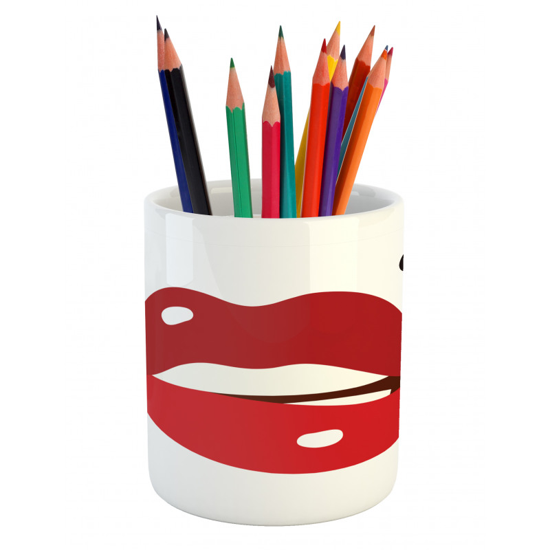 Minimalistic of Upper Lip Mole Pencil Pen Holder