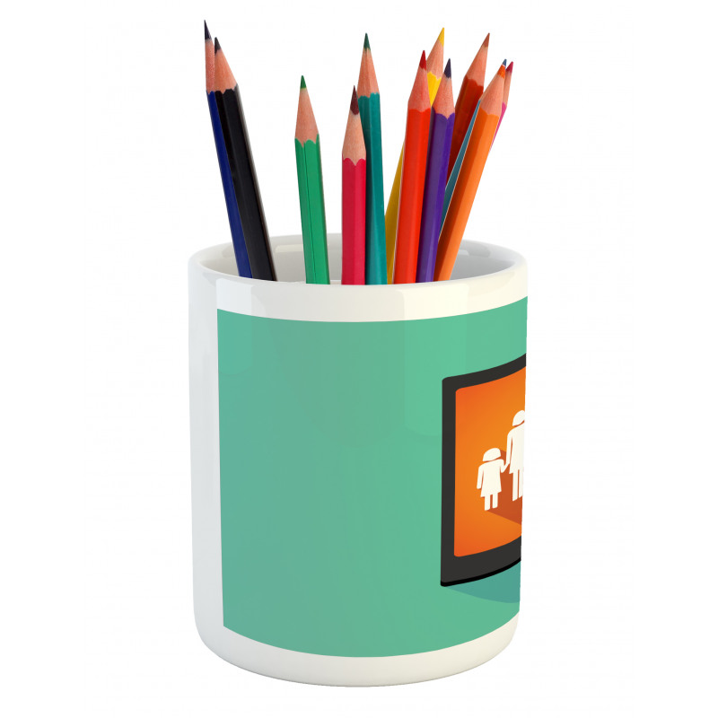 Cartoon Family Silhouette Pencil Pen Holder