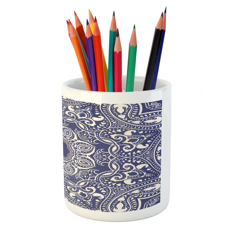 Curly Leaves Pencil Pen Holder