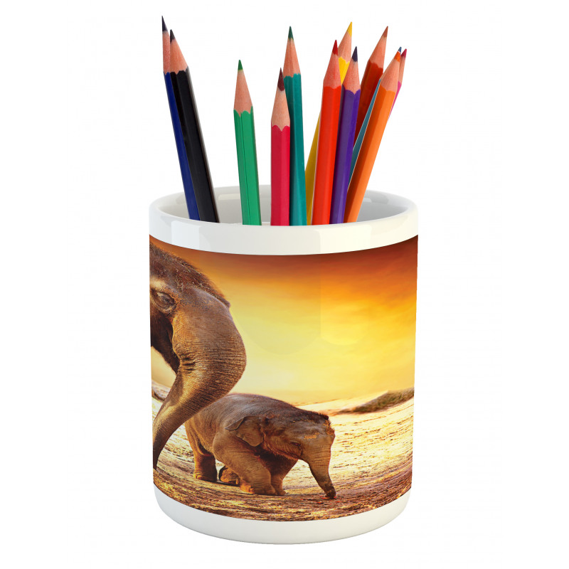 Mother Baby Elephant Family Pencil Pen Holder