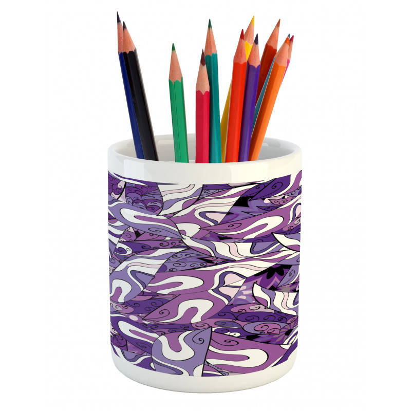 Lilac Strokes Motifs Pencil Pen Holder