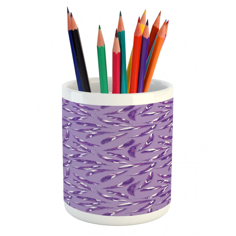 Lilac Delicate Feathers Pencil Pen Holder