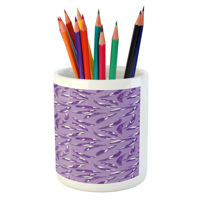 Lilac Delicate Feathers Pencil Pen Holder