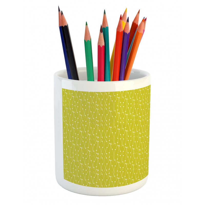 Vertical and Nonparallel Art Pencil Pen Holder