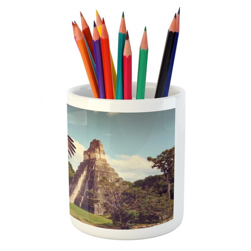 Neophron in Tikal Pencil Pen Holder