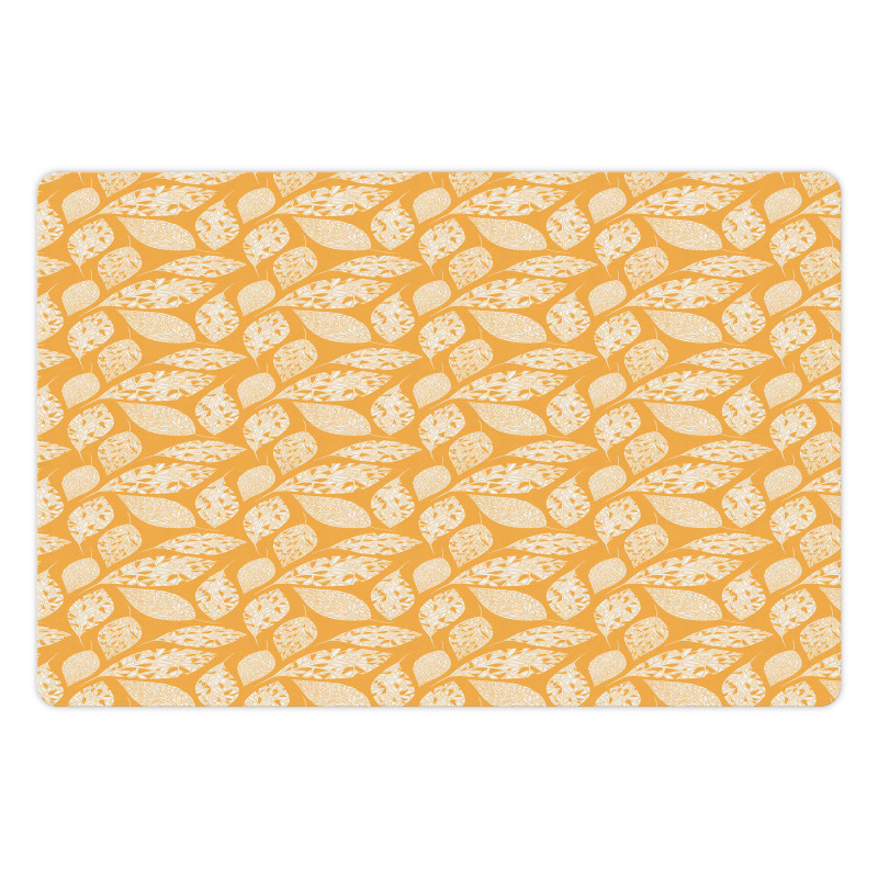 Simple Calm Leafs Art Pet Mat