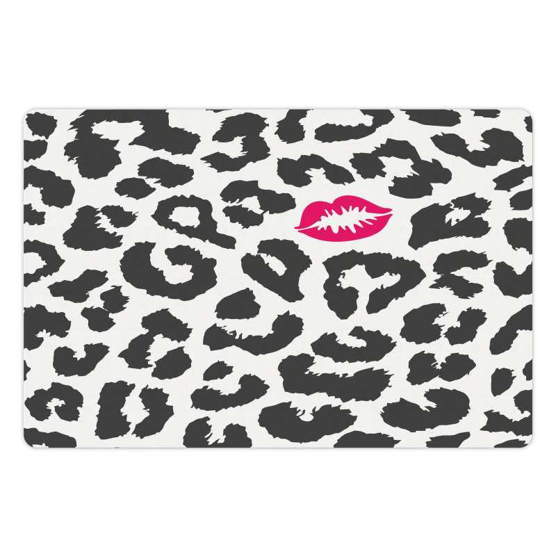 Cheetah Leopard Kiss Pet Mat