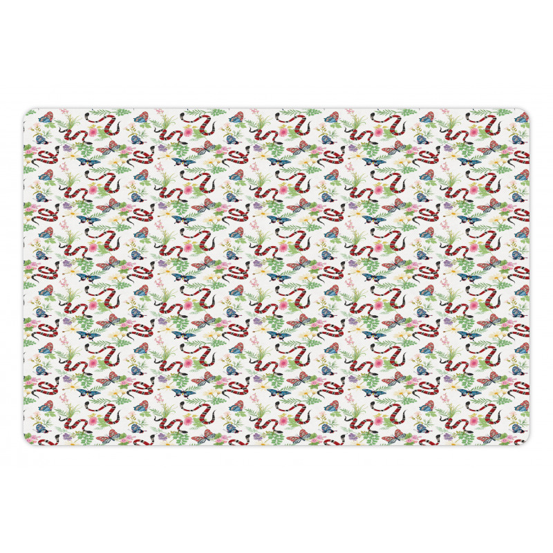 Coral Snakes Design Pet Mat