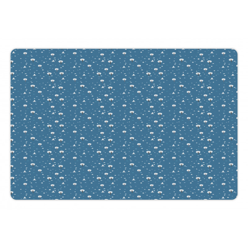 Doodle Style Wintry Items Pet Mat