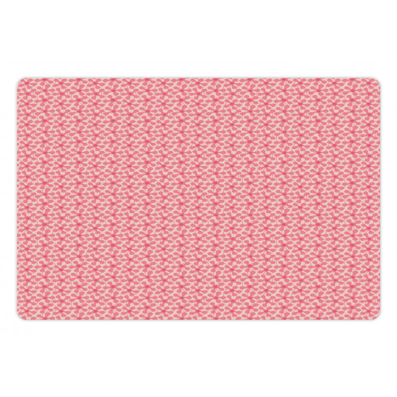 Wavy Lines and Flower Motif Pet Mat