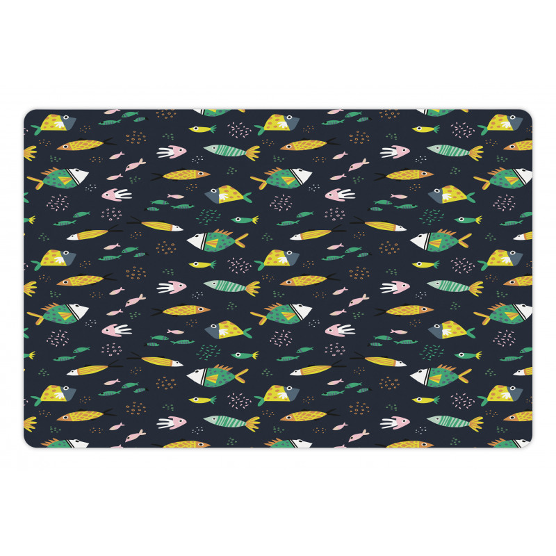 Fish Swimming Bubbles Pet Mat