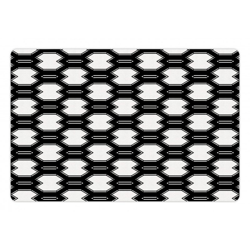 Monochrome Polygonal Grid Pet Mat