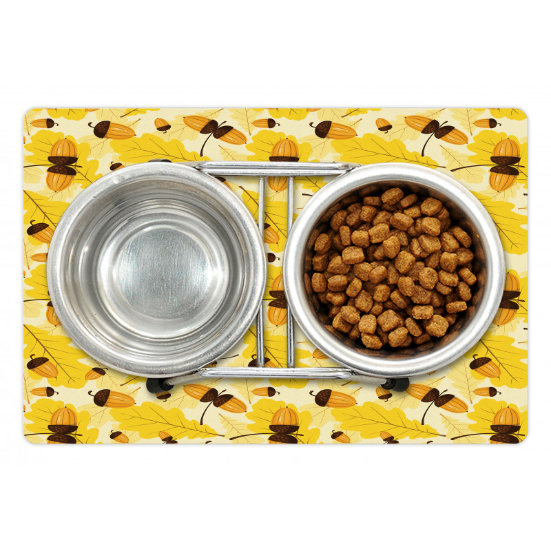 Fall Season Oak Leaf Acorns Pet Mat