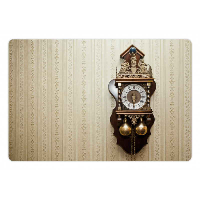 Wood Wall Carving Clock Pet Mat