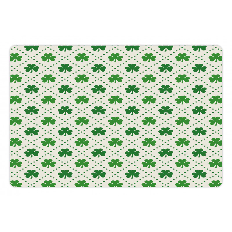 4 Leaf Shamrock Dots Pet Mat