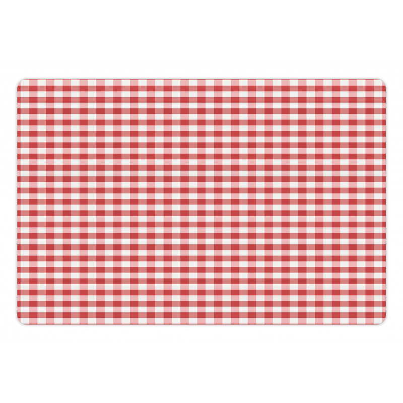 Traditional Gingham Pet Mat