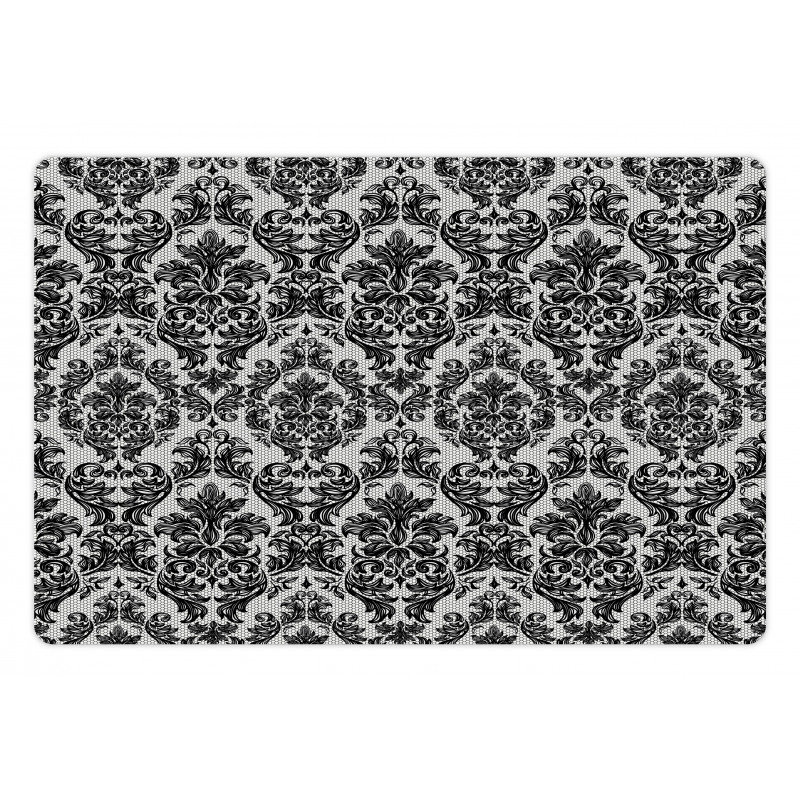 Vintage Lace Style Pet Mat