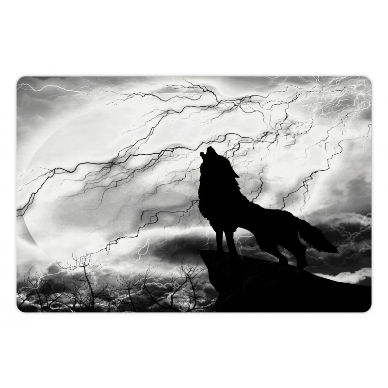 Howling Under Full Moon Pet Mat