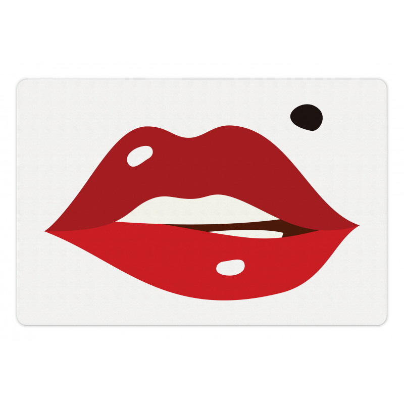 Minimalistic of Upper Lip Mole Pet Mat