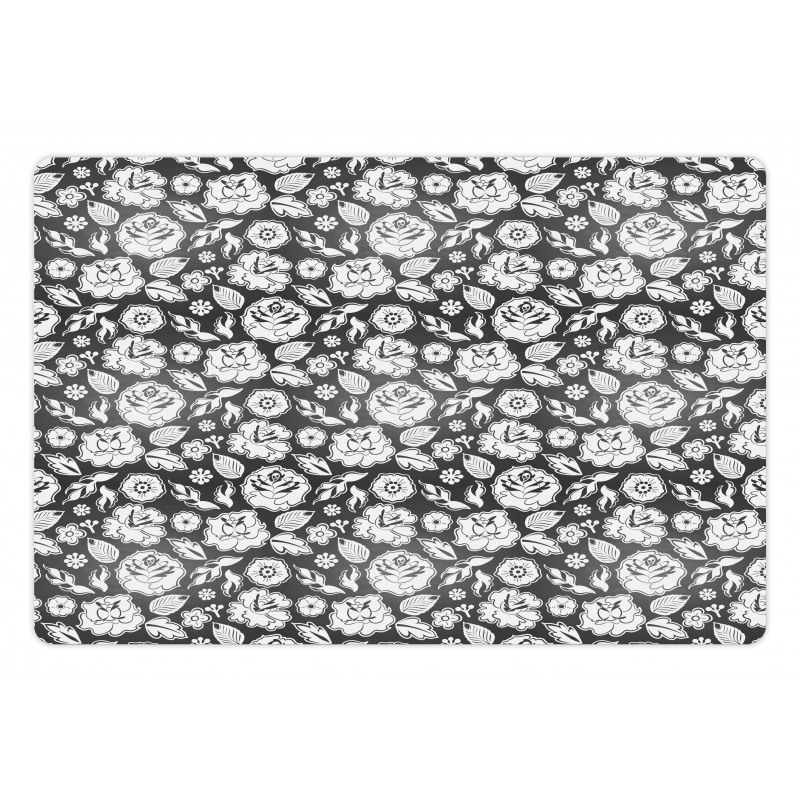 Nostalgic Monochrome Pet Mat