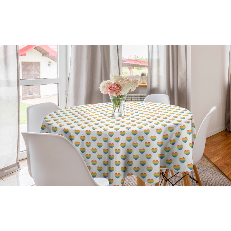 Romantik Yuvarlak Masa Örtüsü Rengarenk Kalpler Desenli Beyaz Fonlu