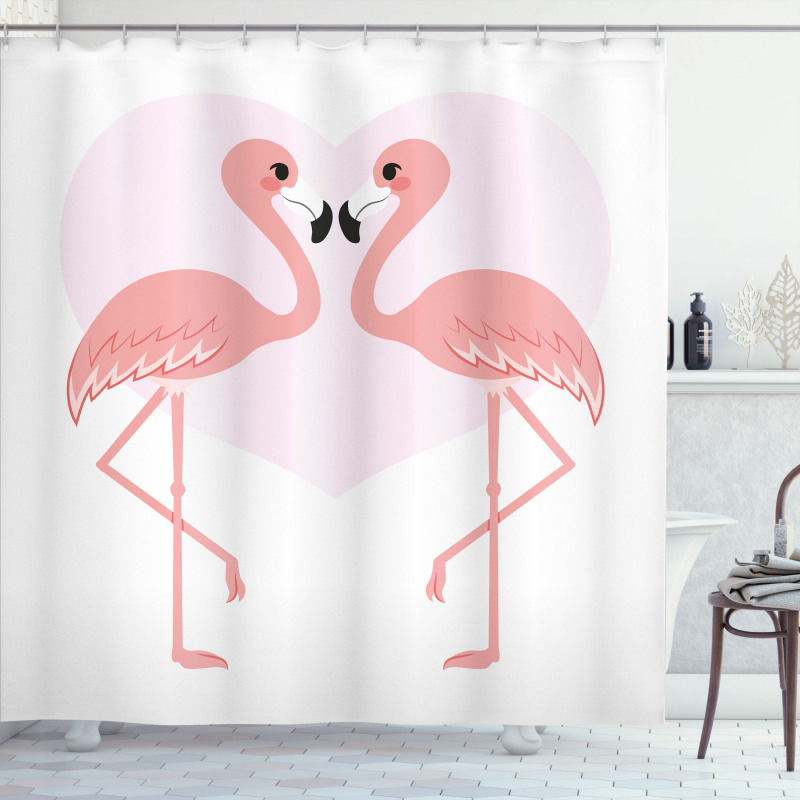 Romantik Duş Perdesi Pembe Kalpli Arka Planda 2 Flamingo Motifi