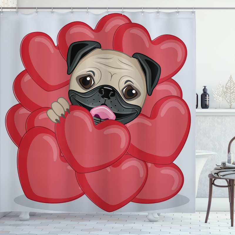 Romantik Duş Perdesi Sevgililer Günü Kalpler İçinde Pug Köpek