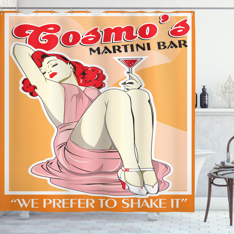 Retro Duş Perdesi Martini İçen Kadınlı Bir Bar Tanıtım Görseli