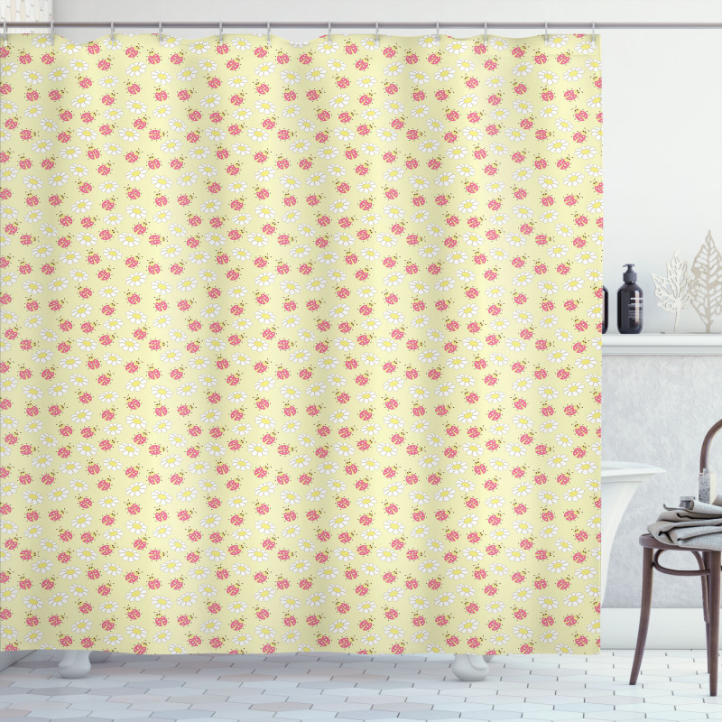 Daisy and Bugs Pattern Shower Curtain