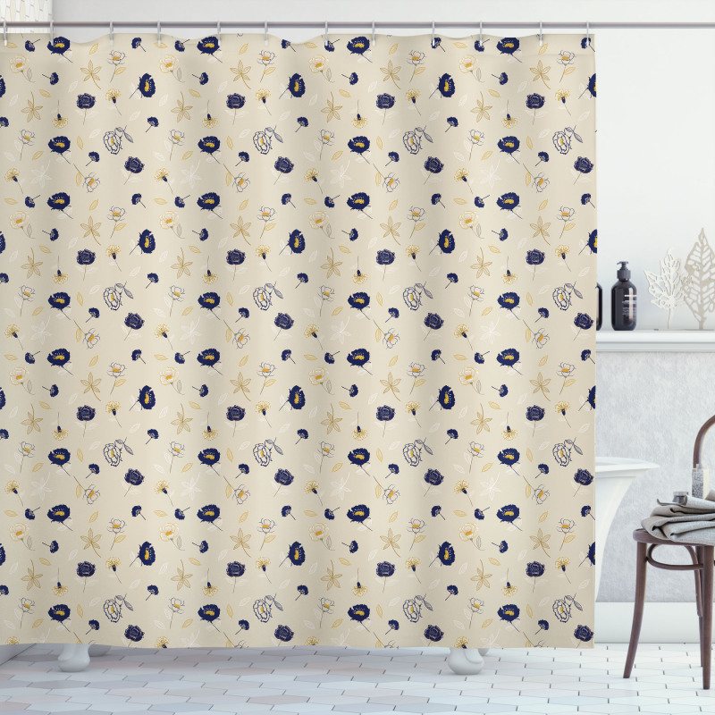 Gentle Floral Pattern Shower Curtain