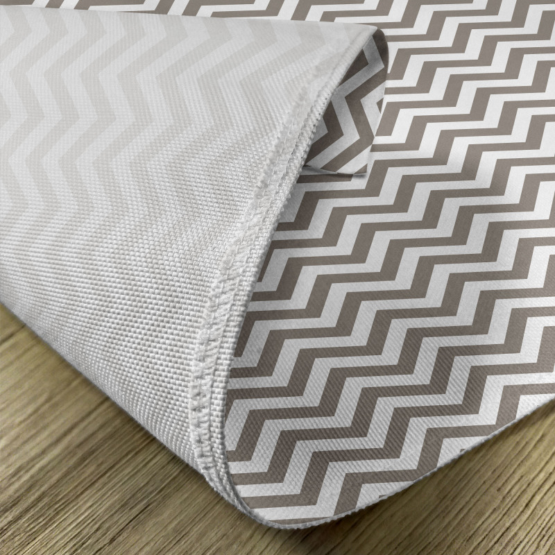 Grey and White Zig Zag Place Mats