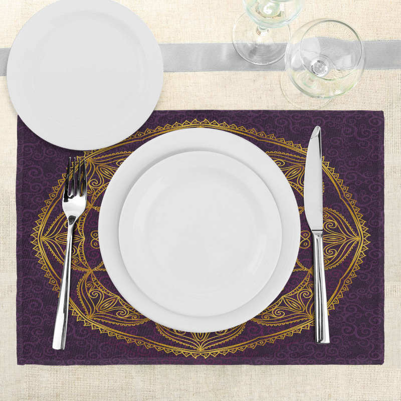 Lace Like Circular Place Mats