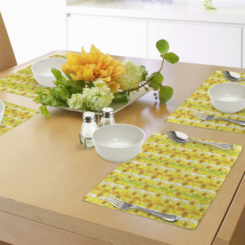 Narcissus Blossom Place Mats