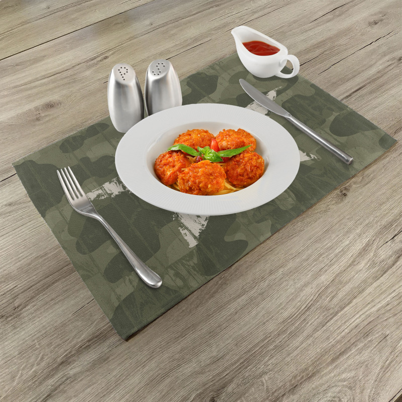 Grunge Star on Green Place Mats