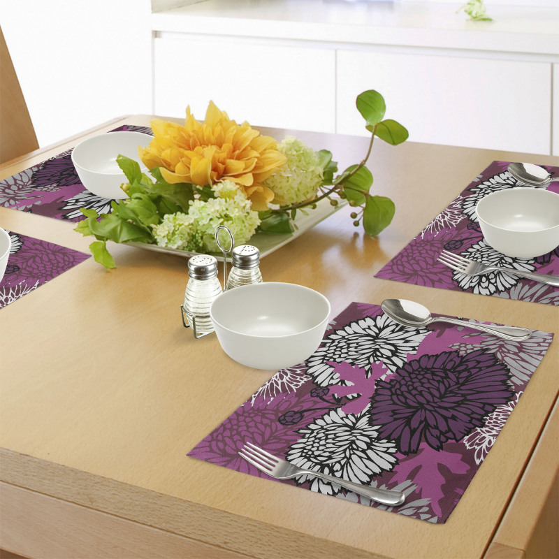 Large Floral Petals Bud Place Mats