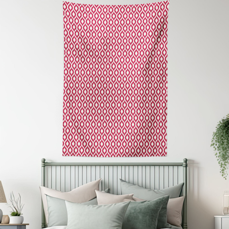 Curved Lines Traditional Tapestry