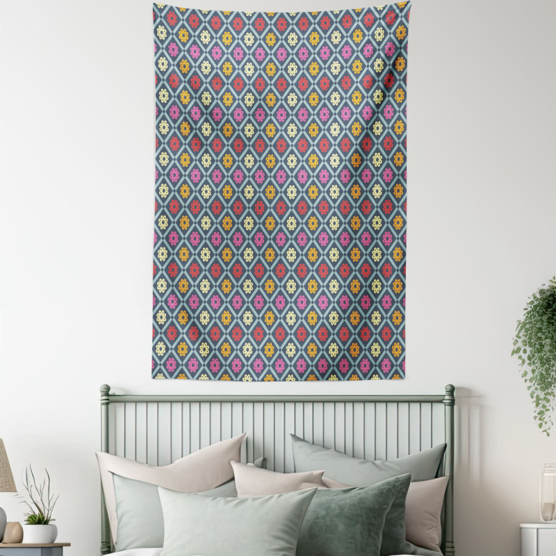 Checkered Floral Retro Tapestry