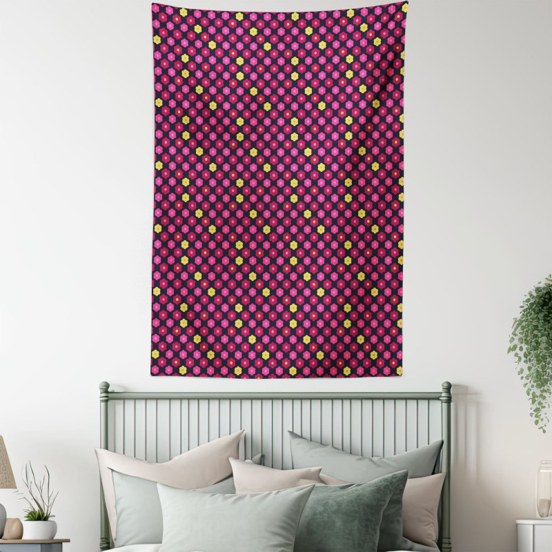 Simplistic Chamomile Petals Tapestry