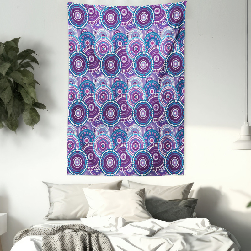 Circular Dots Pattern Tapestry