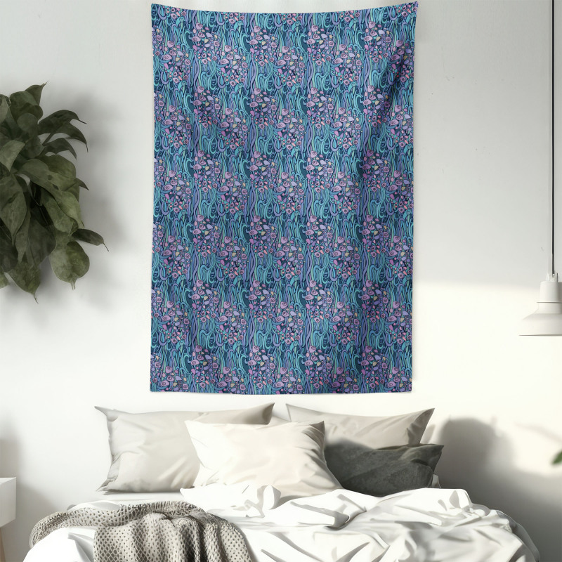Sea Foliage Curly Stripes Tapestry
