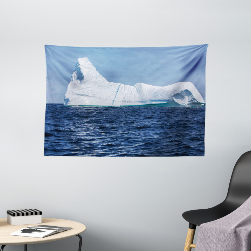 Oceanic Frigid Scenery Wide Tapestry