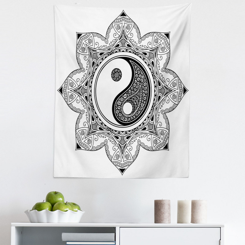 Siyah Beyaz Mikrofiber Duvar Halısı Çiçekli Mandala 