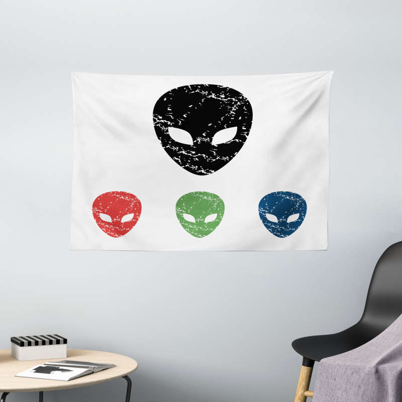 Grunge Alien Heads Art Wide Tapestry