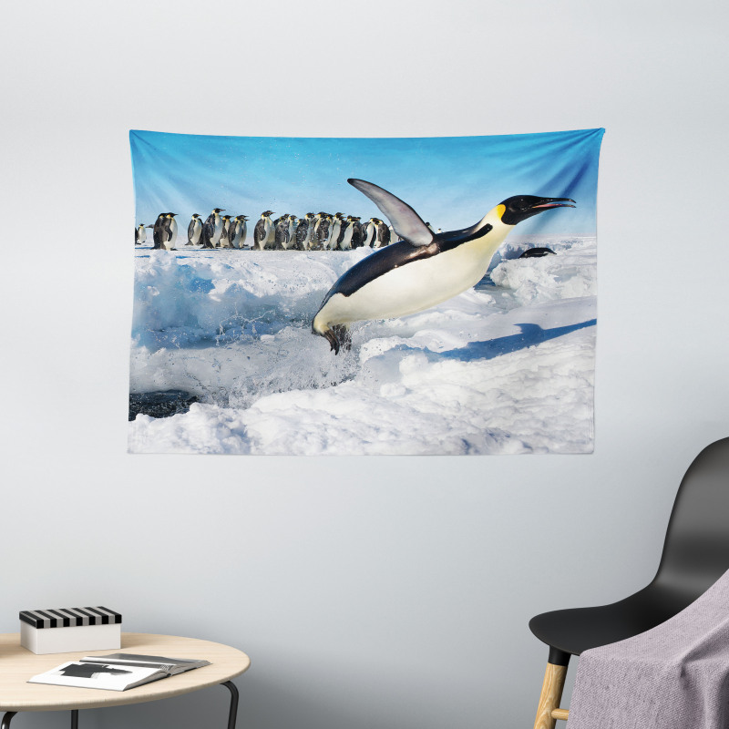 Detailed Arctic Photo Wide Tapestry