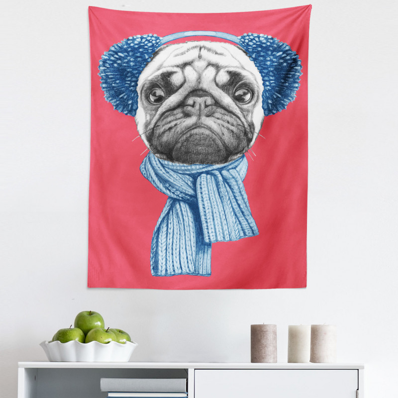 Pug Köpek Mikrofiber Duvar Halısı Kulaklıklı ve Atkılı Hayvan Pembe Fonlu