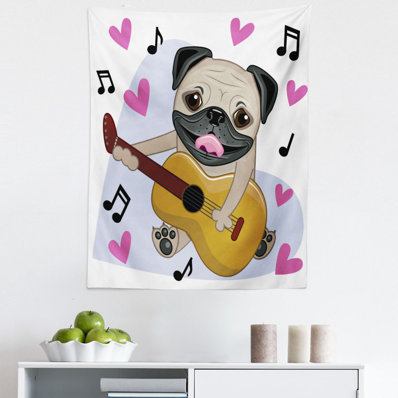 Müzik Mikrofiber Duvar Halısı Gitar Çalan Pug Köpek Kalp Nota Beyaz Fon