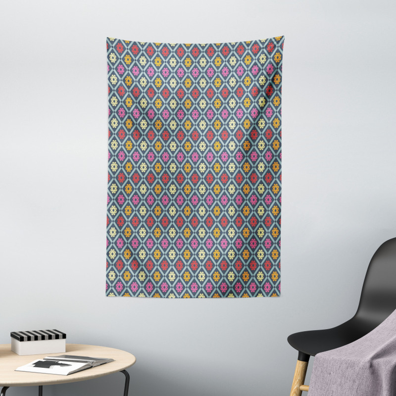 Checkered Floral Retro Tapestry