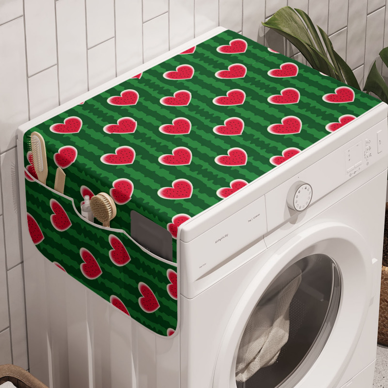 Meyve Çamaşır Makinesi Düzenleyici Karpuz Kabuğu Üzerine Kalpli Şekilli Görsel